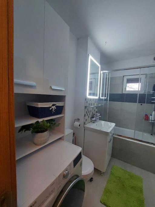 Apartament Spatios In Braszów Zewnętrze zdjęcie